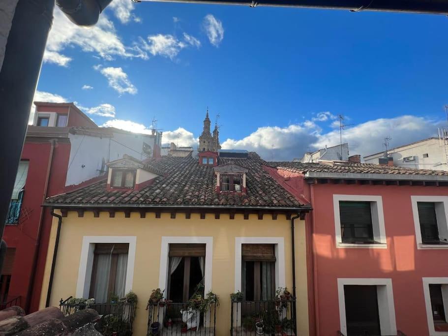 Old Town Loft - Cathedral Views. Lägenhet Logroño Exteriör bild